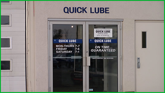 555x312-3px-signage-06